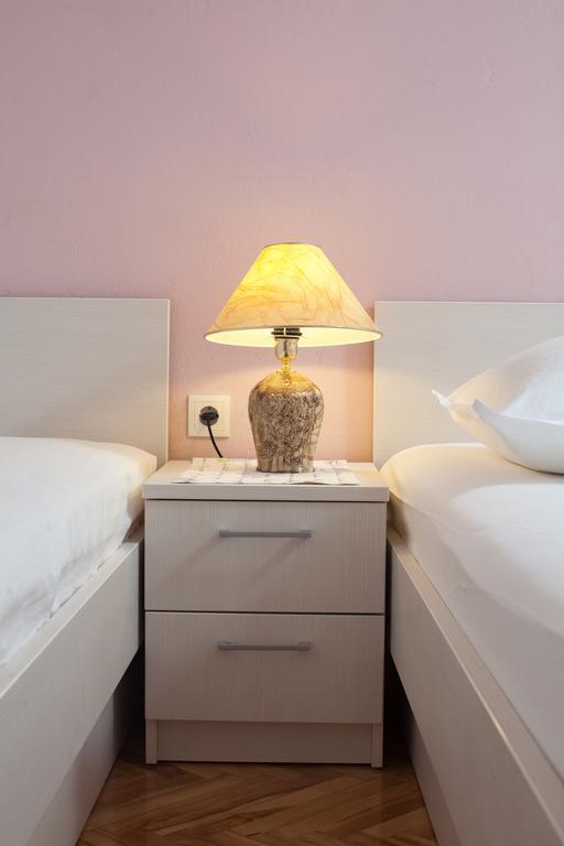 Guest House Damir Makarska Extérieur photo