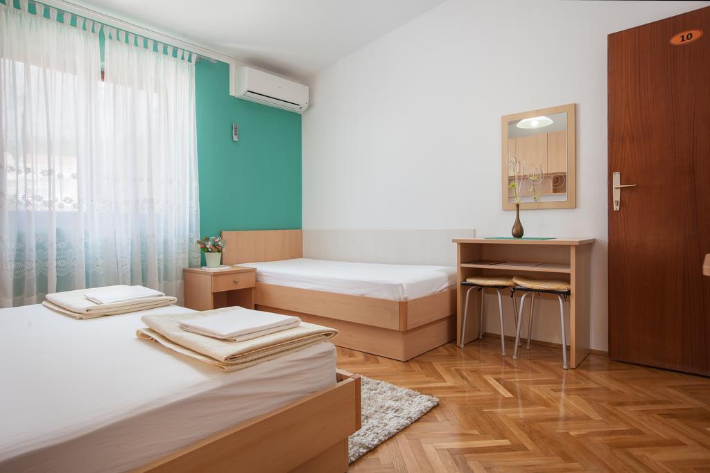 Guest House Damir Makarska Extérieur photo
