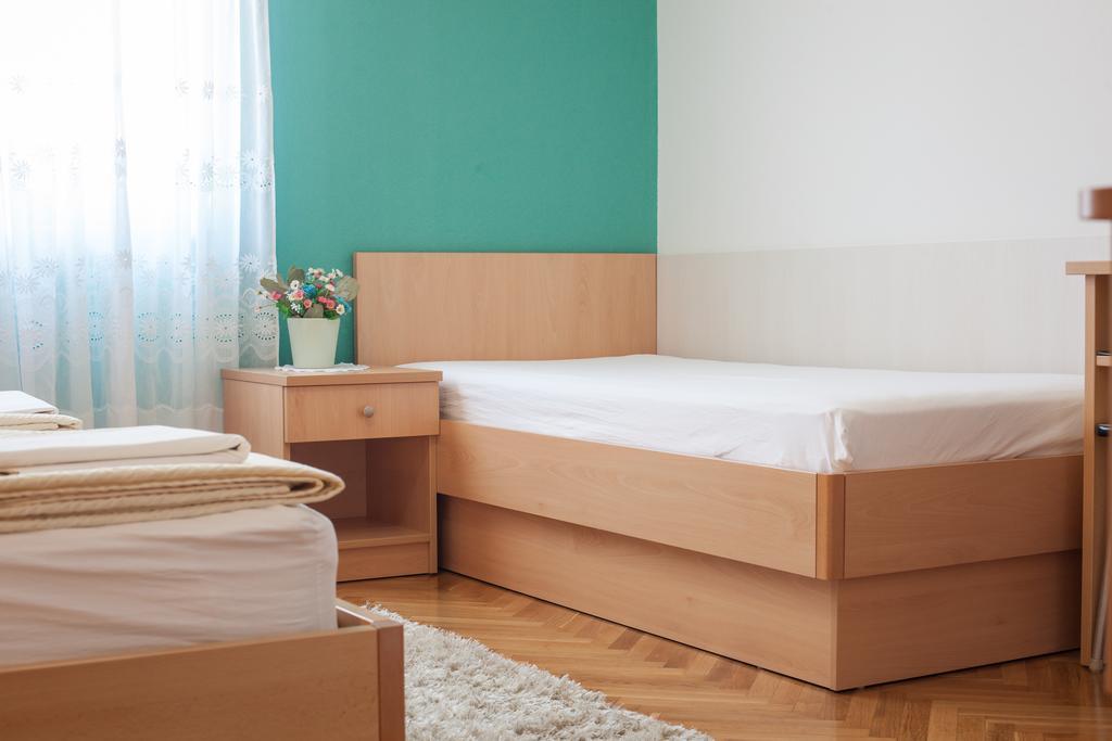 Guest House Damir Makarska Extérieur photo